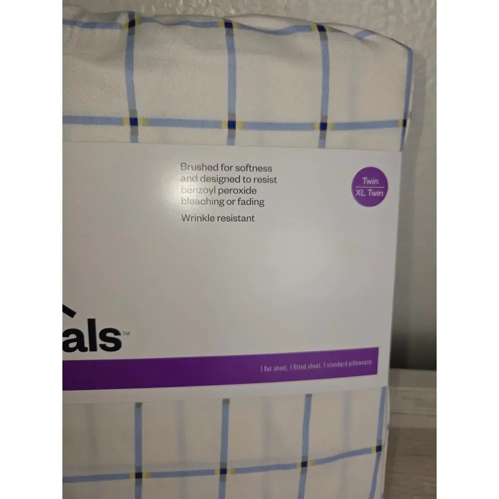 Room Essentials Microfiber Sheet Set Twin/ XL Plaid‎ cream and blue  NWT
